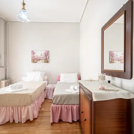 Family Apartment At Kalithea 2 Bedrooms 4 Pers Athens Exterior photo