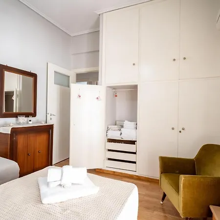 Family Apartment At Kalithea 2 Bedrooms 4 Pers Athens Exterior photo